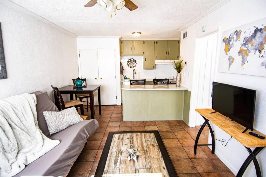 Central Automobile Alley Modern 1Bdr - Wifi Oklahoma City Ngoại thất bức ảnh